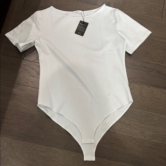 Classic White Bodysuit - Picture 1 of 3